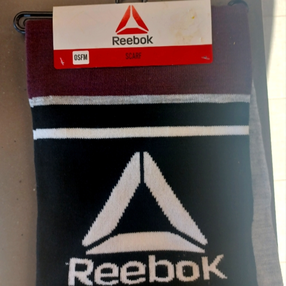 Reebok scarf.